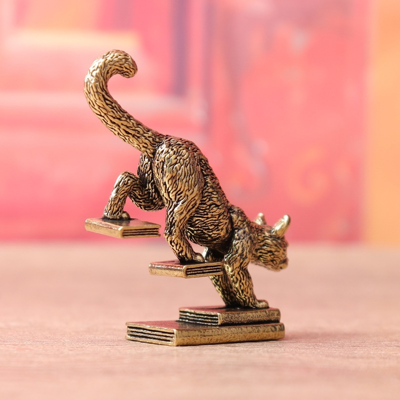 2/1 Peça: Estatueta de gato co - Vintage And Collectible Books avaliação e preço
