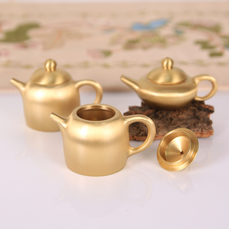 Mini Bule de Chá em Latão, Dec - Vintage Collectible Furniture avaliação e preço