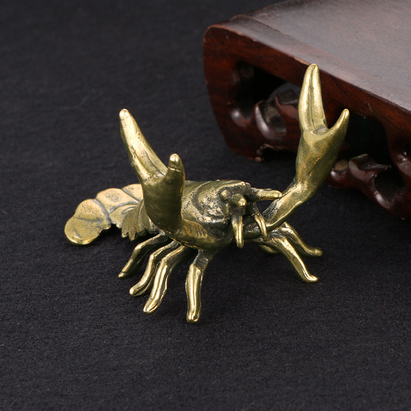 【F】Ornamento de Lagostim em La - Vintage Collectible Furniture avaliação e preço